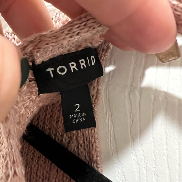 Torrid Top - Picture 11 of 11